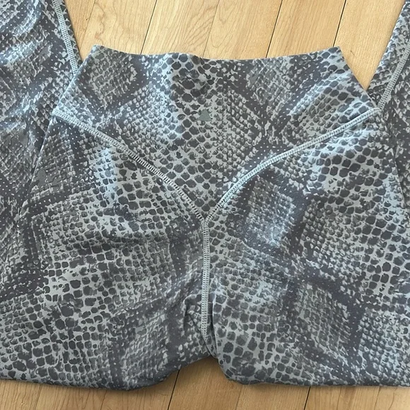 Balance Athletica / Vitality Ascend Pants - Picture 4 of 4